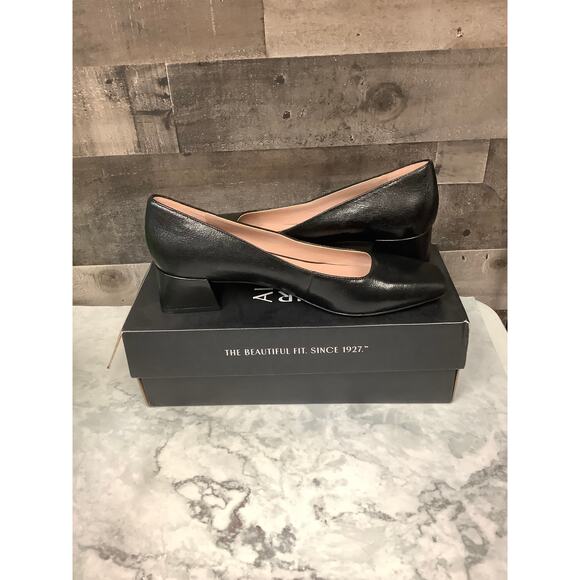 Naturalizer Women's 8.5M Black Leather Jayla Pump Block Heels Square Toe LB7-13 - Picture 5 of 10